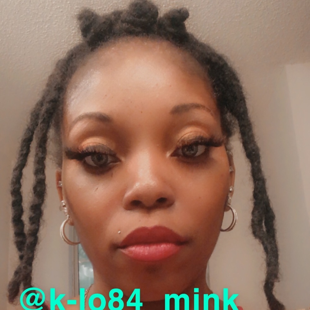 Meet your Posher, Minecia